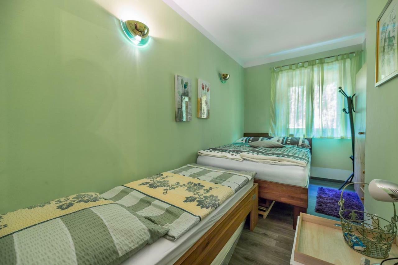 Apartment Pavic Garden Baška Kültér fotó